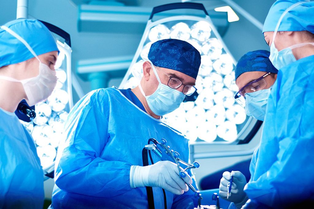 Total Kalça Protezi: Endikasyonlar, Cerrahi Süreç ve Uzun Dönem Sonuçlar